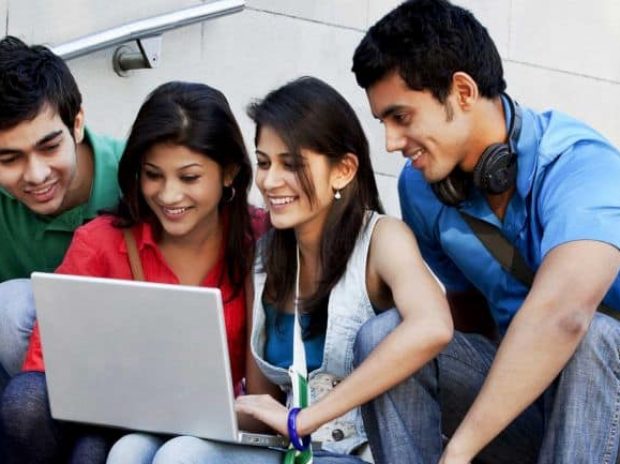 Government-Scholarships-for-College-and-University-Students-in-India